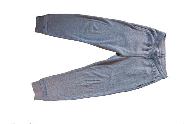 roupa bem dobrada - calças a serem dobrada em retângulo