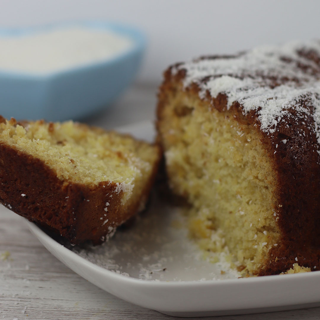 Bolo de Coco e Ananás